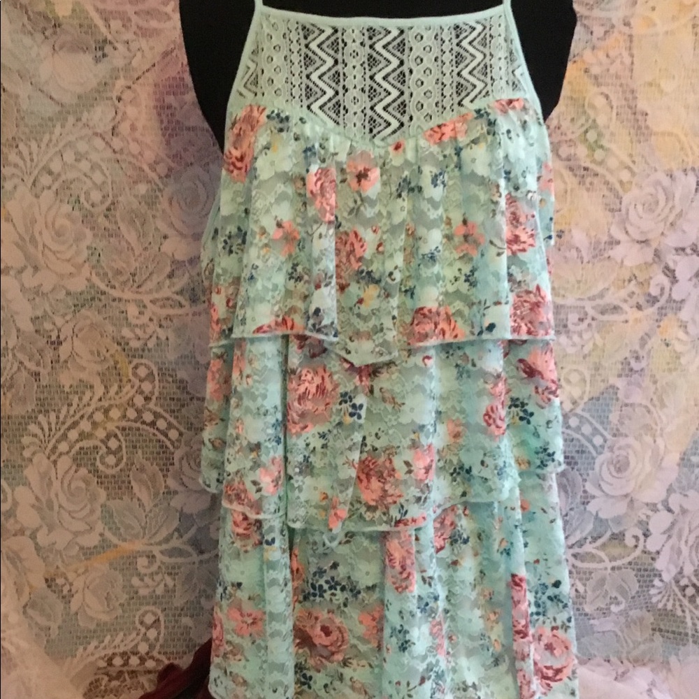 Pretty Ruffled Pastel Top No Boundries NWT sz  XL